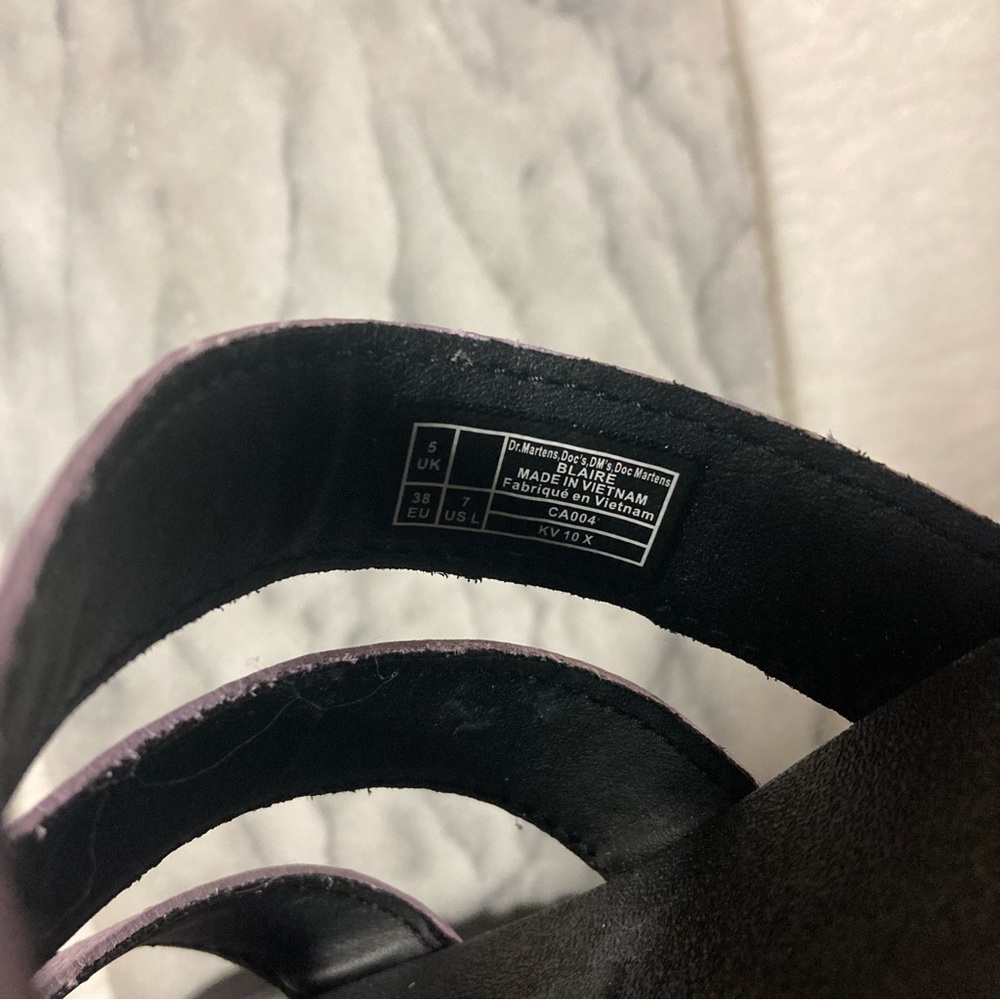 SOLD. Dr.Martens Blaire Pisa Leather Strap Sandal Chunky Sole Purple Lilac - Picture 14 of 14